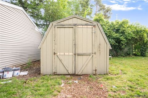 Tiny photo for 2605 Hakanaw Avenue, Hamburg, NY 14075 (MLS # B1689915)