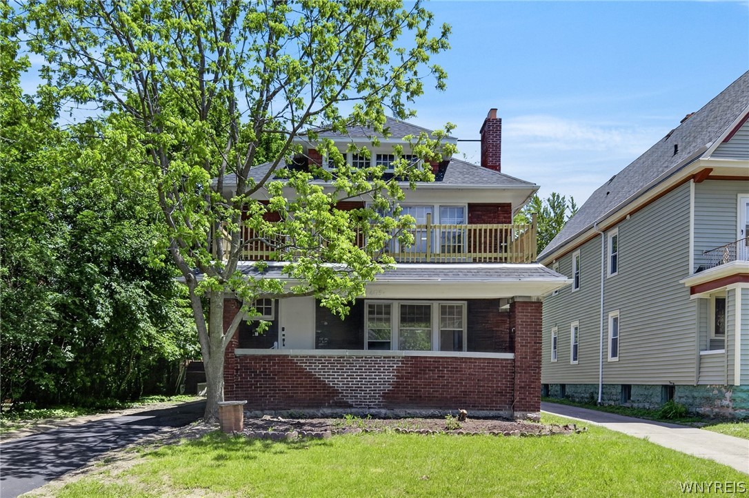 405 Parkside Avenue