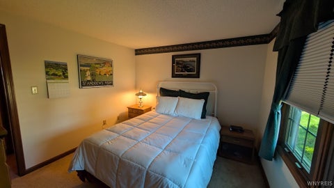Tiny photo for 36 Pheasant Run Lane, Lancaster, NY 14086 (MLS # B1715231)