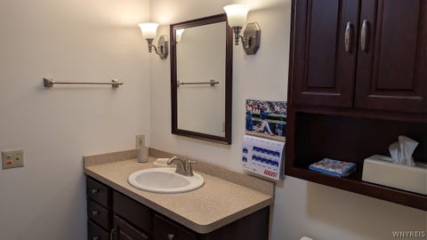 Tiny photo for 36 Pheasant Run Lane, Lancaster, NY 14086 (MLS # B1715231)