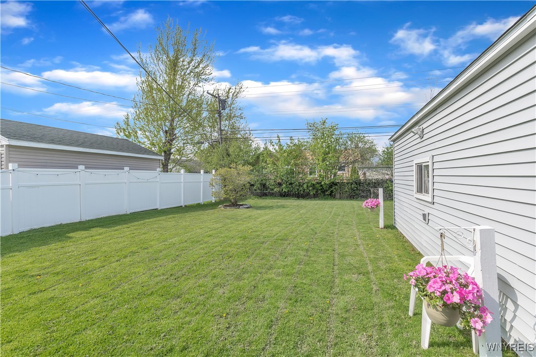 286 Cleveland Drive, Tonawanda, New York image 32