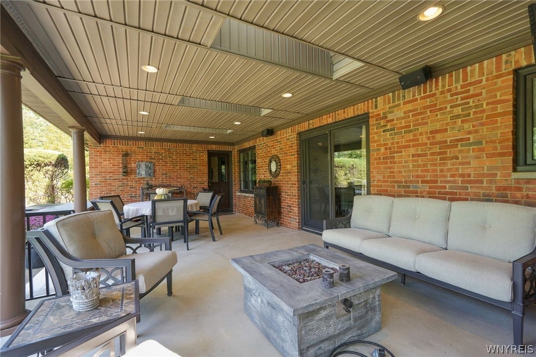 180 Troy Del Way