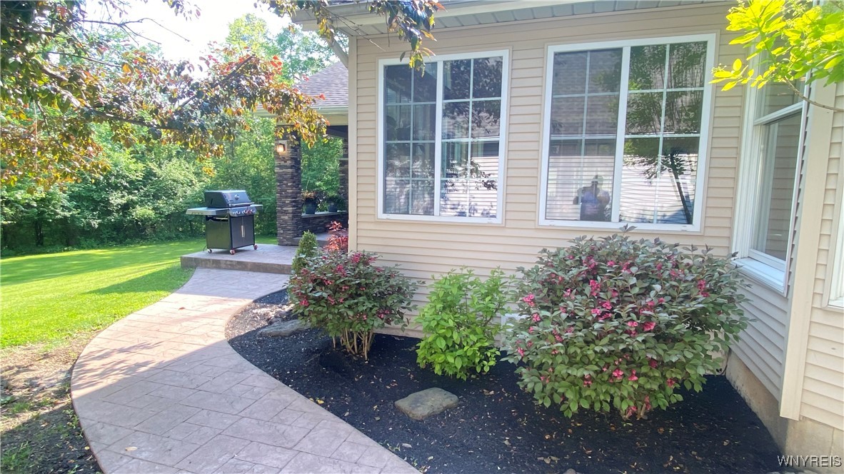 4517 Hidden Hollow Road, Hamburg, New York image 30