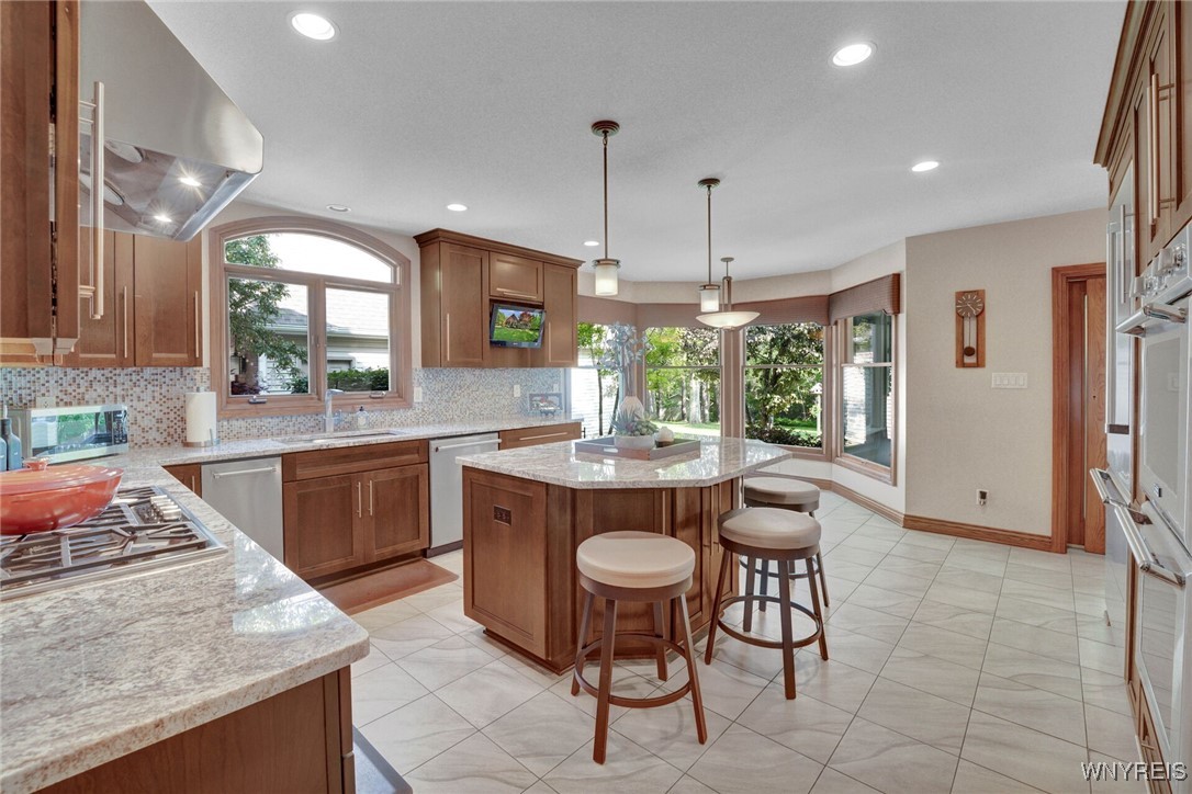 4517 Hidden Hollow Road, Hamburg, New York image 4