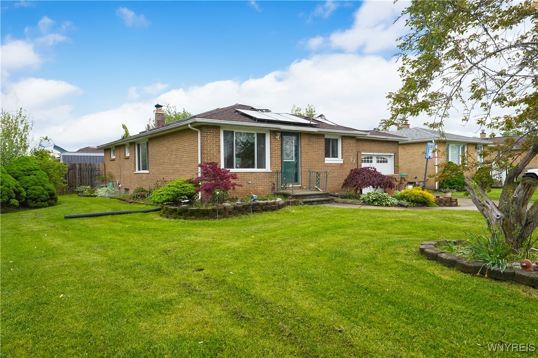 32 Nagel Drive, Cheektowaga, New York image 2