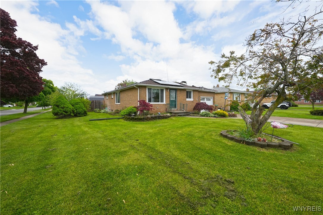 32 Nagel Drive, Cheektowaga, New York image 3