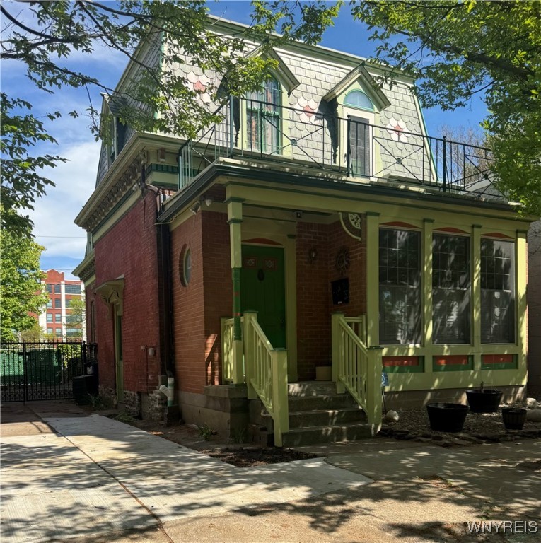 15 Saint Louis Place, Buffalo, New York image 1