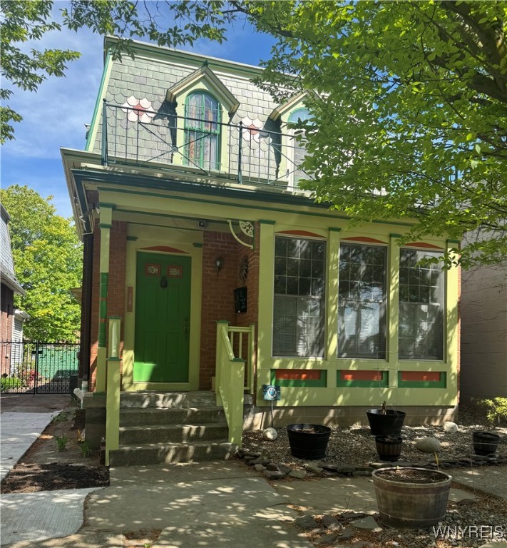 15 Saint Louis Place, Buffalo, New York image 2