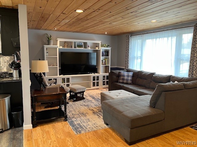 5928 Elmhurst Road, Hamburg, New York image 5
