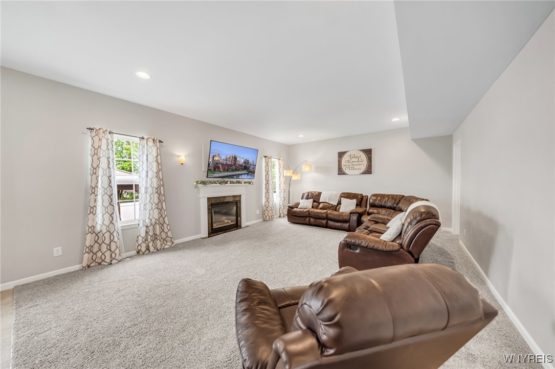 6096 Woodford Drive, Hamburg, New York image 23