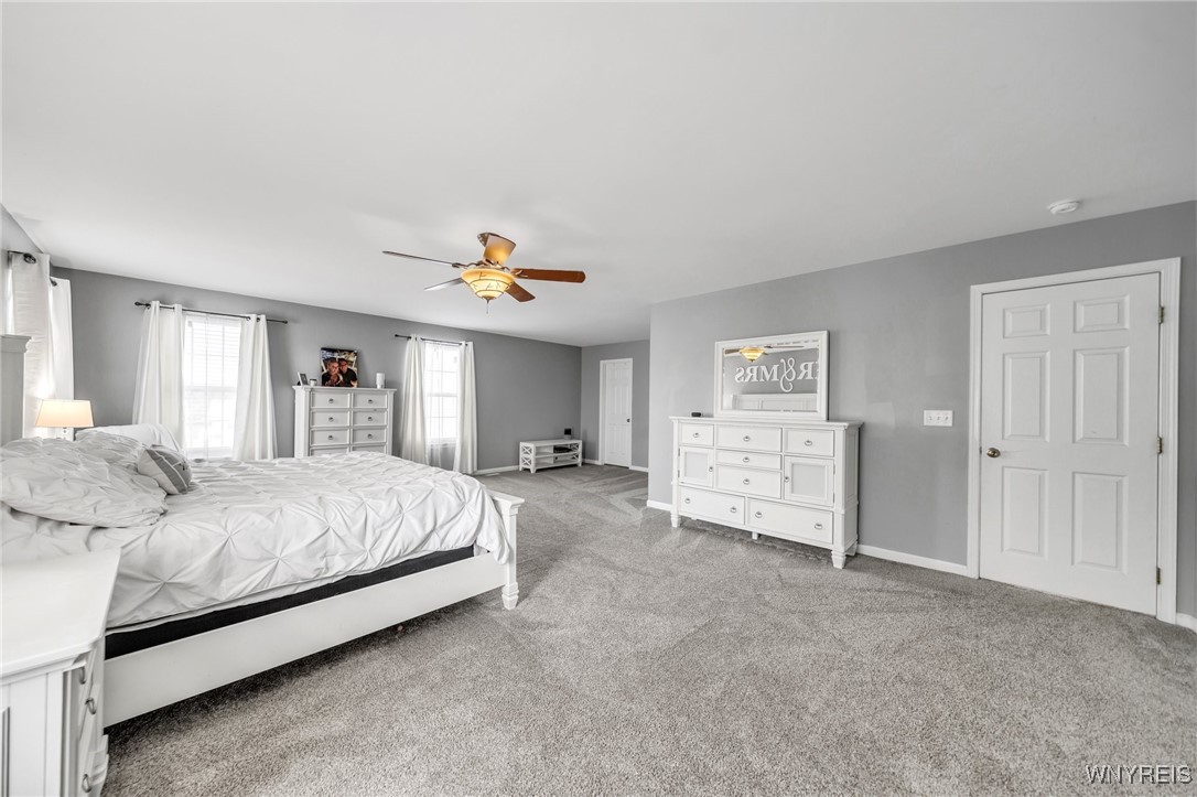 6096 Woodford Drive, Hamburg, New York image 31