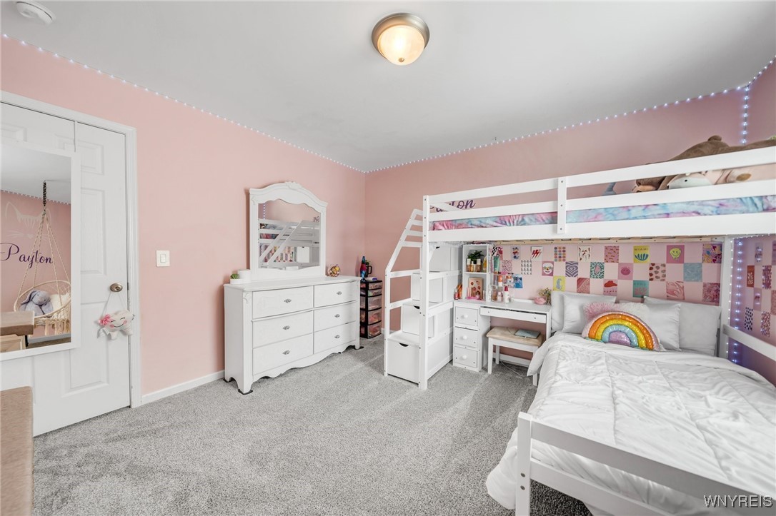 6096 Woodford Drive, Hamburg, New York image 37