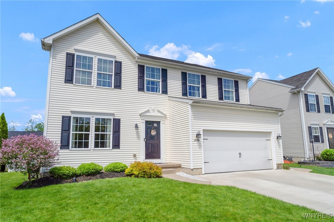 6096 Woodford Drive, Hamburg, New York image 3