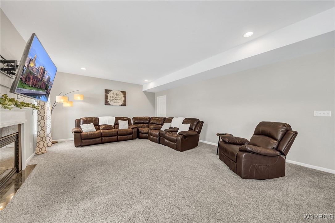 6096 Woodford Drive, Hamburg, New York image 22