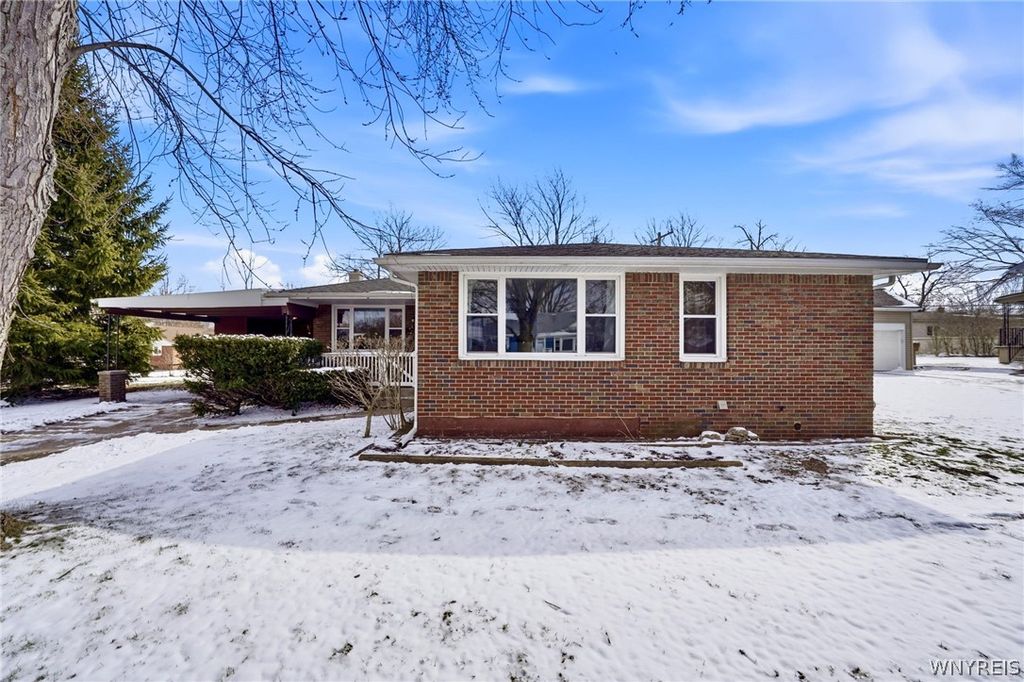 Photo of 485 Darwin Drive, Cheektowaga, NY 14225 (MLS # B1667803)