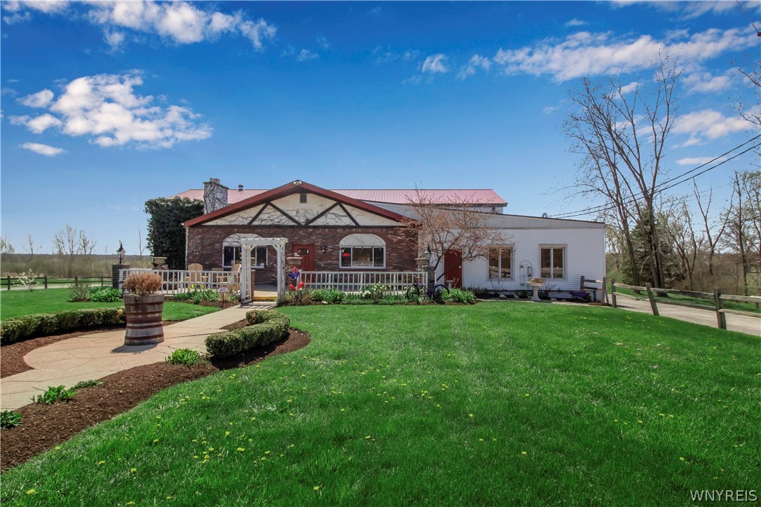 Cambria, New York 14094, United States, ,Commercial,Active,40847