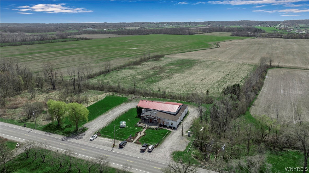 Cambria, New York 14094, United States, ,Commercial,Active,40847