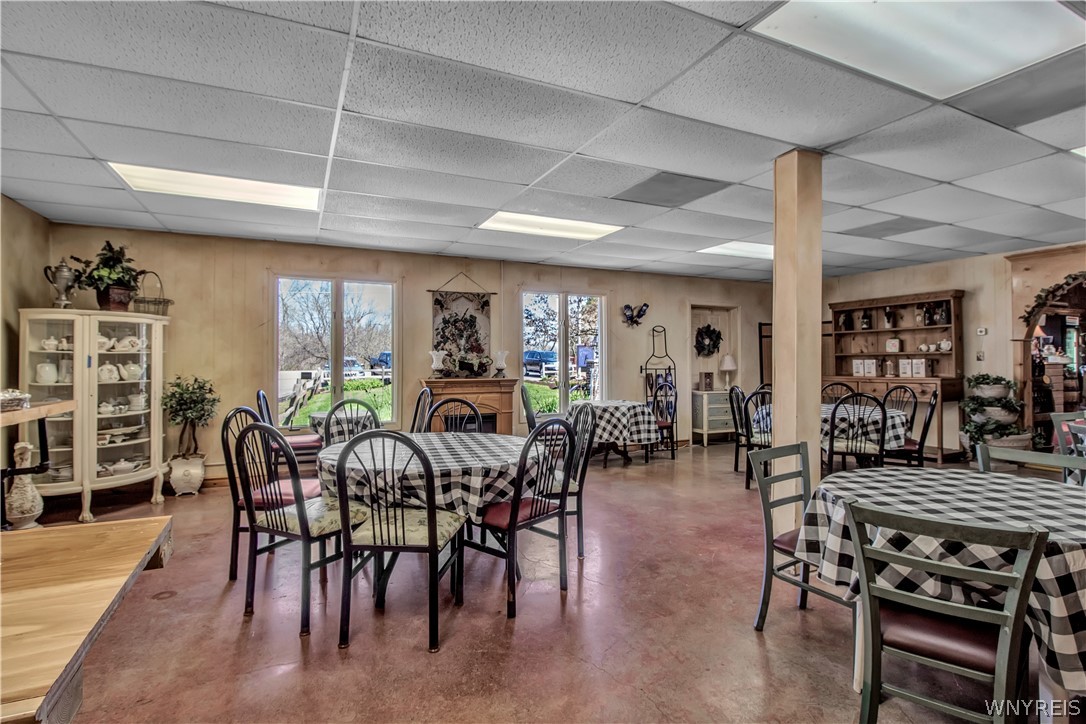 Cambria, New York 14094, United States, ,Commercial,Active,40847