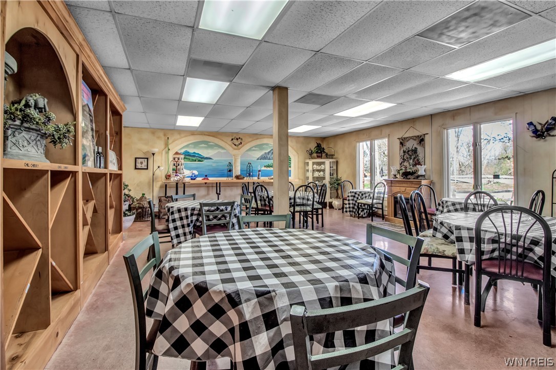 Cambria, New York 14094, United States, ,Commercial,Active,40847