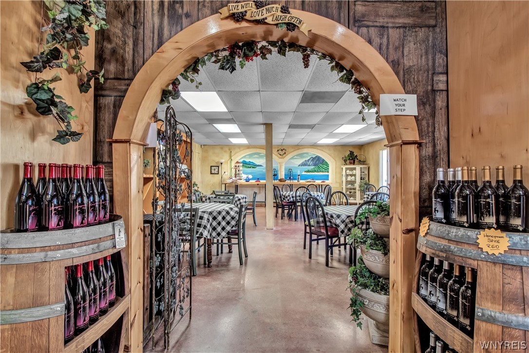 Cambria, New York 14094, United States, ,Commercial,Active,40847