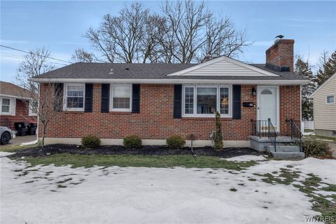 39 Linden Avenue Lancaster NY 14086