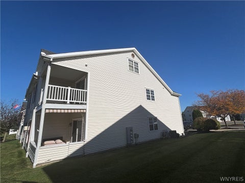 Tiny photo for 4331 Berkley Place #I4, Hamburg, NY 14075 (MLS # B1724389)
