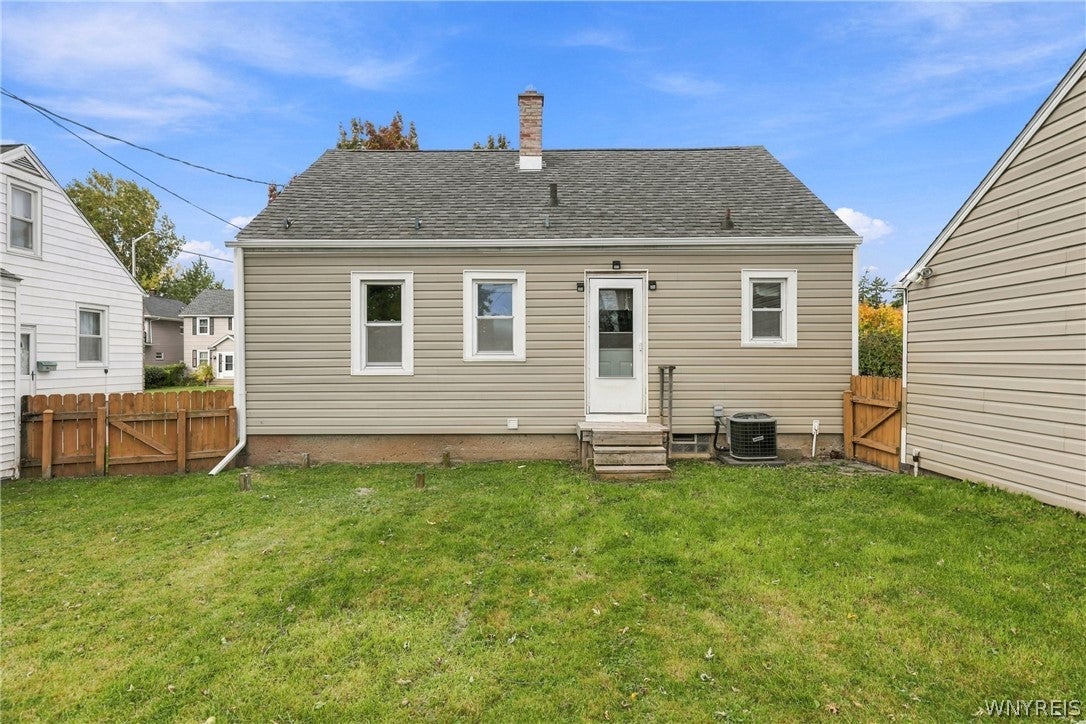 62 Waverly Avenue