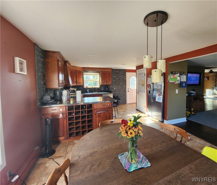 Sweden, New York 14420, United States, 3 Bedrooms Bedrooms, ,3 BathroomsBathrooms,Residential,Pending,40617