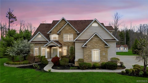 Photo of 35 Worthington Lane, Lancaster, NY 14086 (MLS # B1675748)