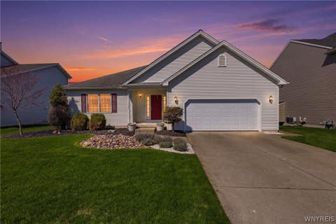 Photo for 98 Morris Crescent