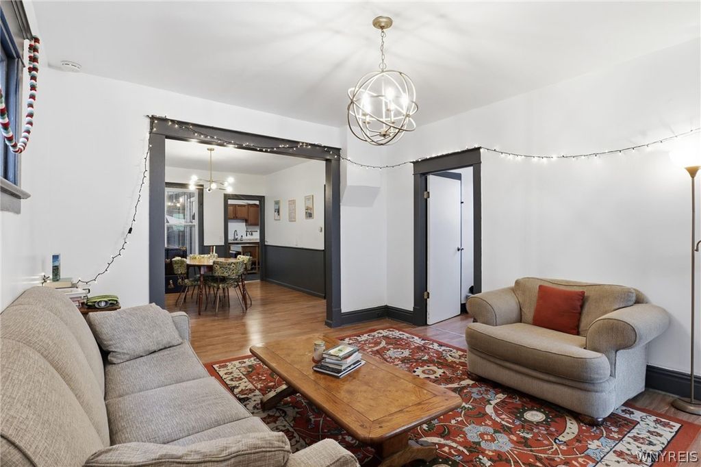 Photo of 112 Masten Avenue, Buffalo, NY 14209 (MLS # B1679480)