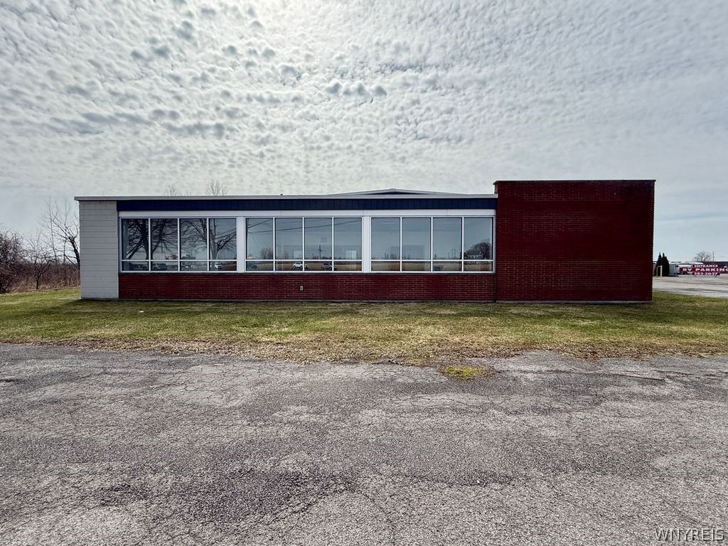 8555 Packard Road