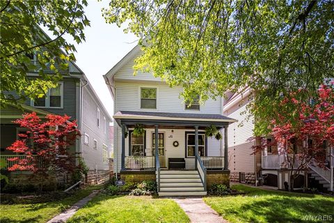 Photo of 95 Russell Street, Buffalo, NY 14214 (MLS # B1668284)