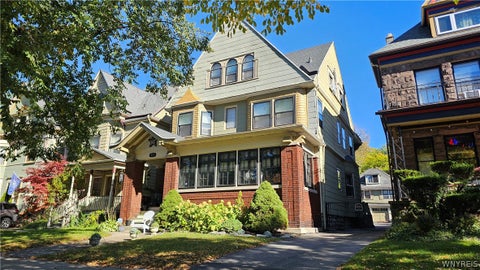 Photo of 419 Richmond Avenue #2, Buffalo, NY 14222 (MLS # B1723923)