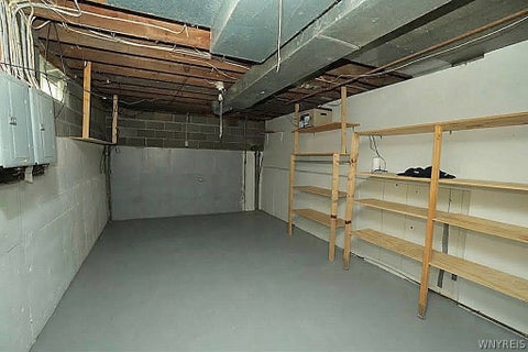 Tiny photo for 1304 Walnut Avenue, Niagara Falls, NY 14301 (MLS # B1714358)