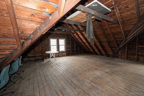 Tiny photo for 1304 Walnut Avenue, Niagara Falls, NY 14301 (MLS # B1714358)