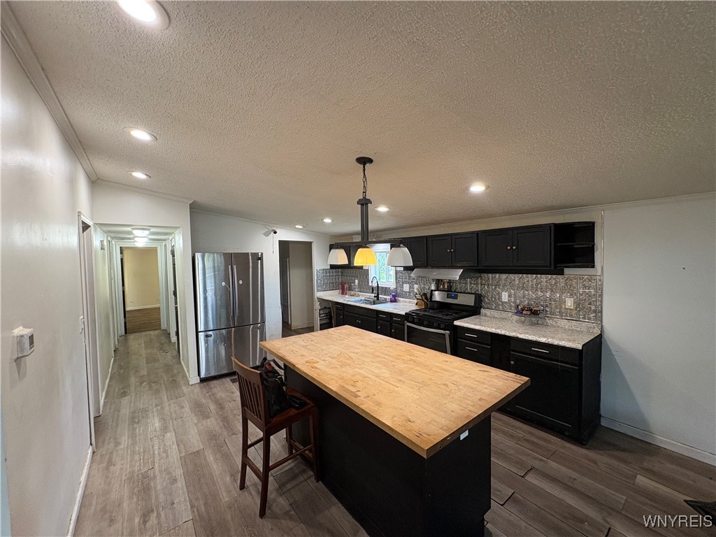 519 Applewood Drive 519