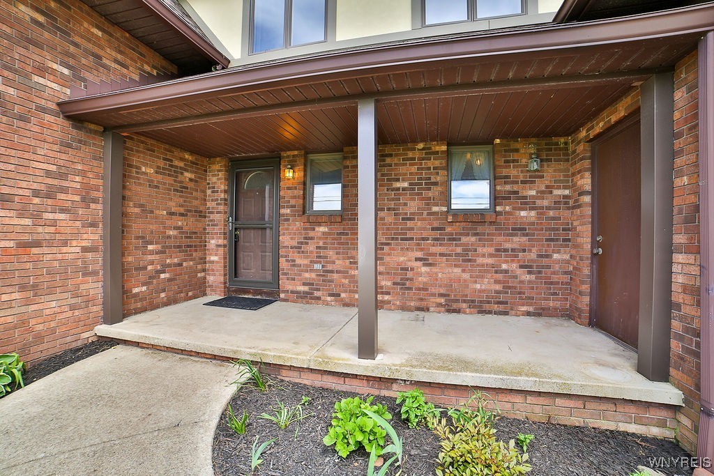 2227 West River Road, Grand Island, New York image 9