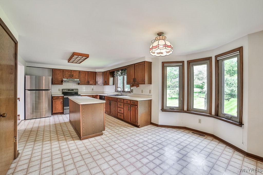 2227 West River Road, Grand Island, New York image 20