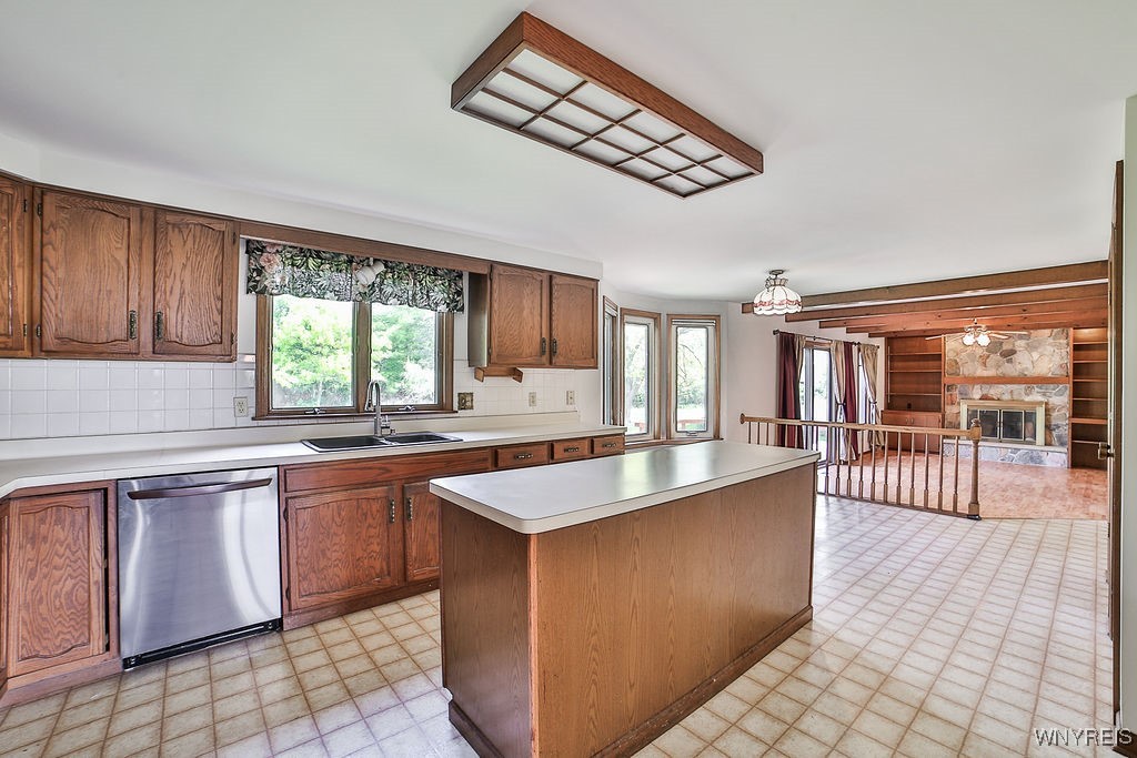 2227 West River Road, Grand Island, New York image 16