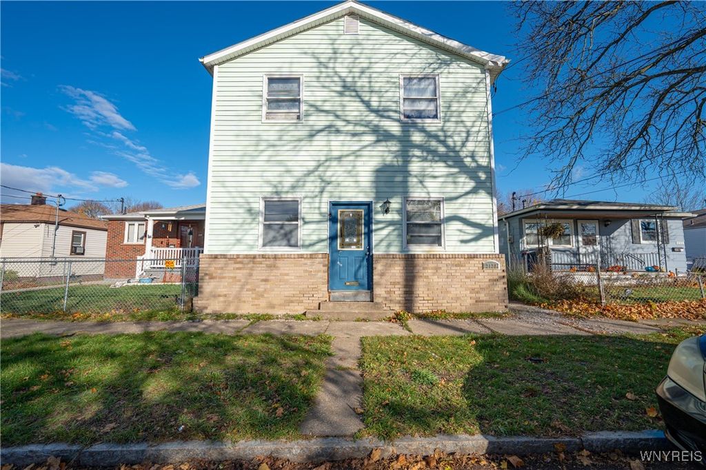 Photo of 2128 Jerauld Avenue, Niagara Falls, NY 14305 (MLS # B1651182)