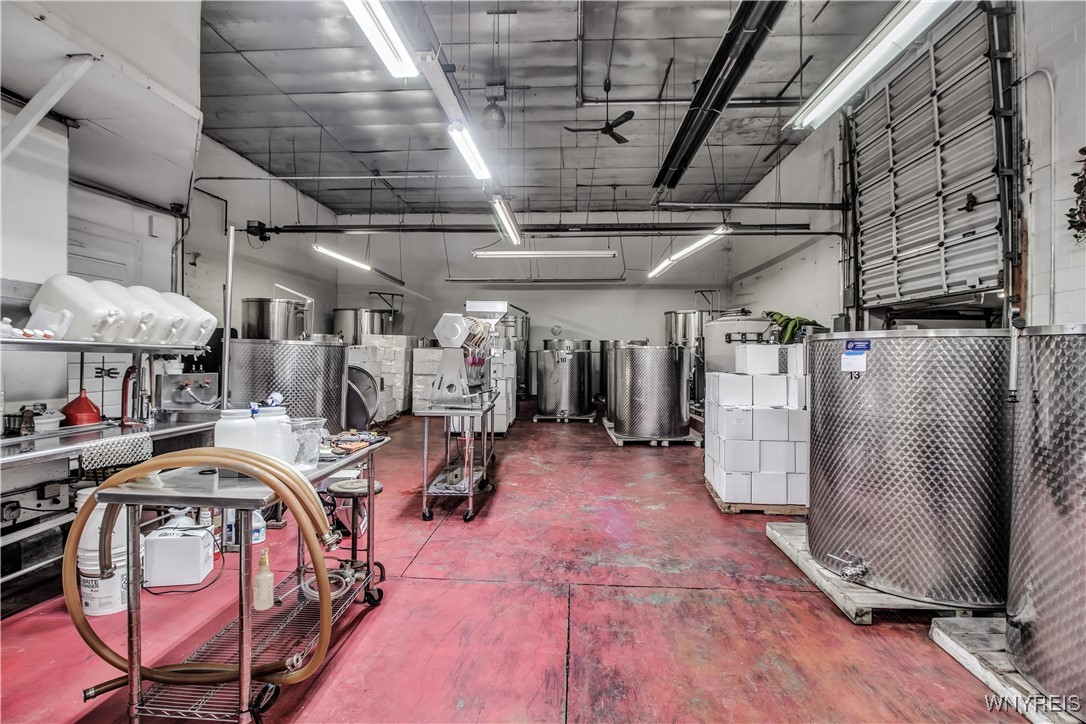 Cambria, New York 14094, United States, ,Commercial,Active,155602