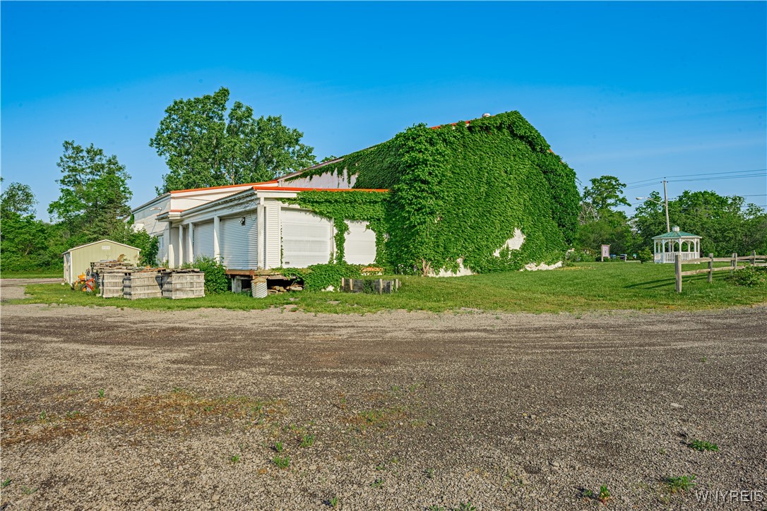 Cambria, New York 14094, United States, ,Commercial,Active,155602