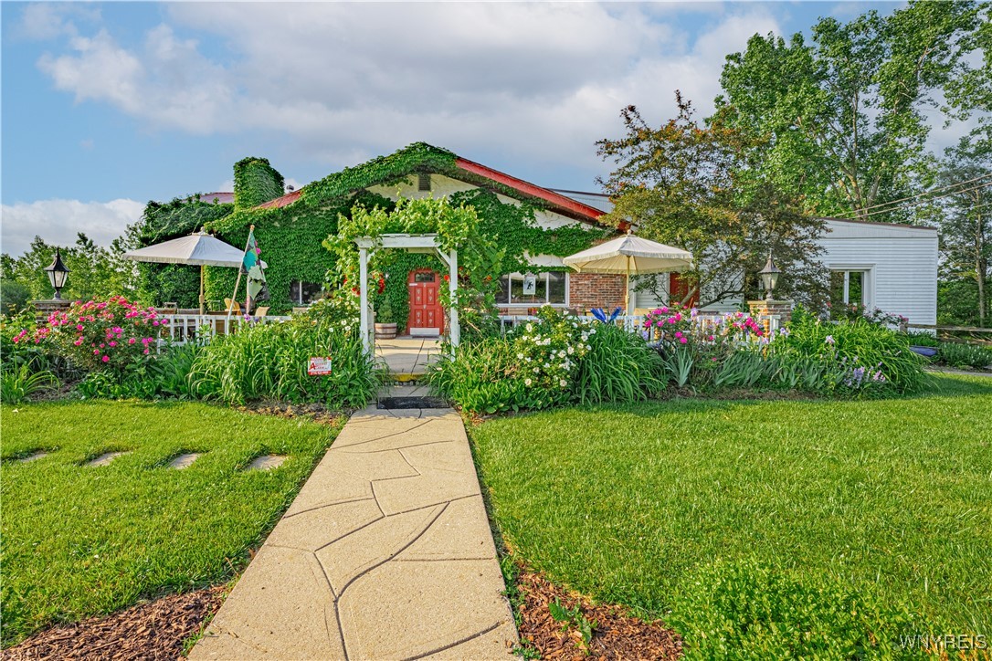 Cambria, New York 14094, United States, ,Commercial,Active,155602