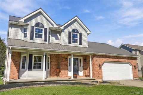 Homes For Sale - 116 Michaels Walk Walk<br/> Lancaster, NY 14086