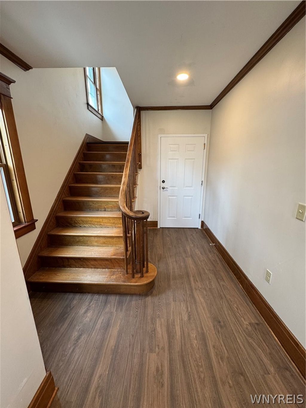 Photo of 117 W Humboldt Parkway #B, Buffalo, NY 14214 (MLS # B1673567)