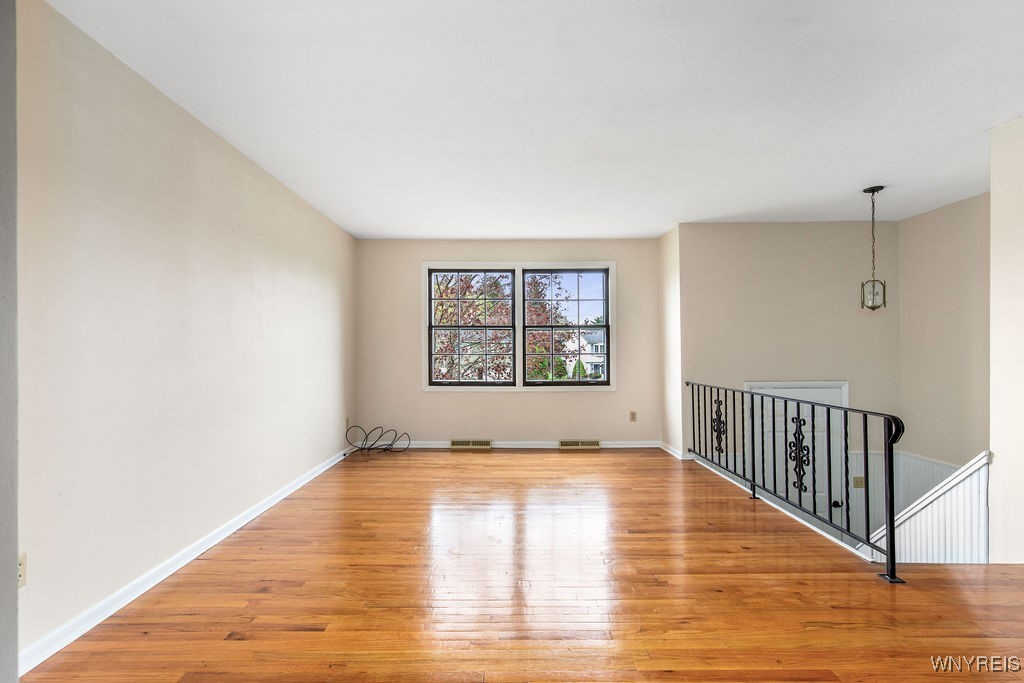 8230 Bitternut Lane, Clay, New York image 12