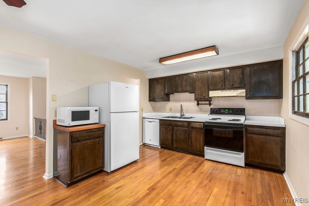 8230 Bitternut Lane, Clay, New York image 18