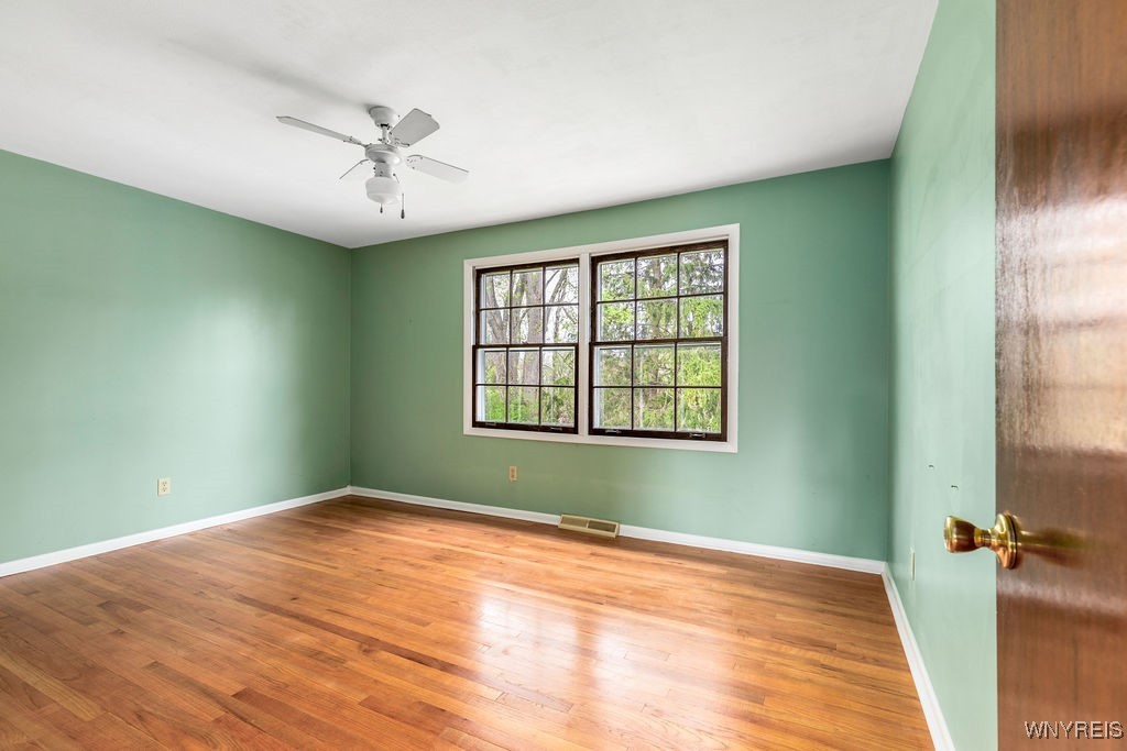 8230 Bitternut Lane, Clay, New York image 27