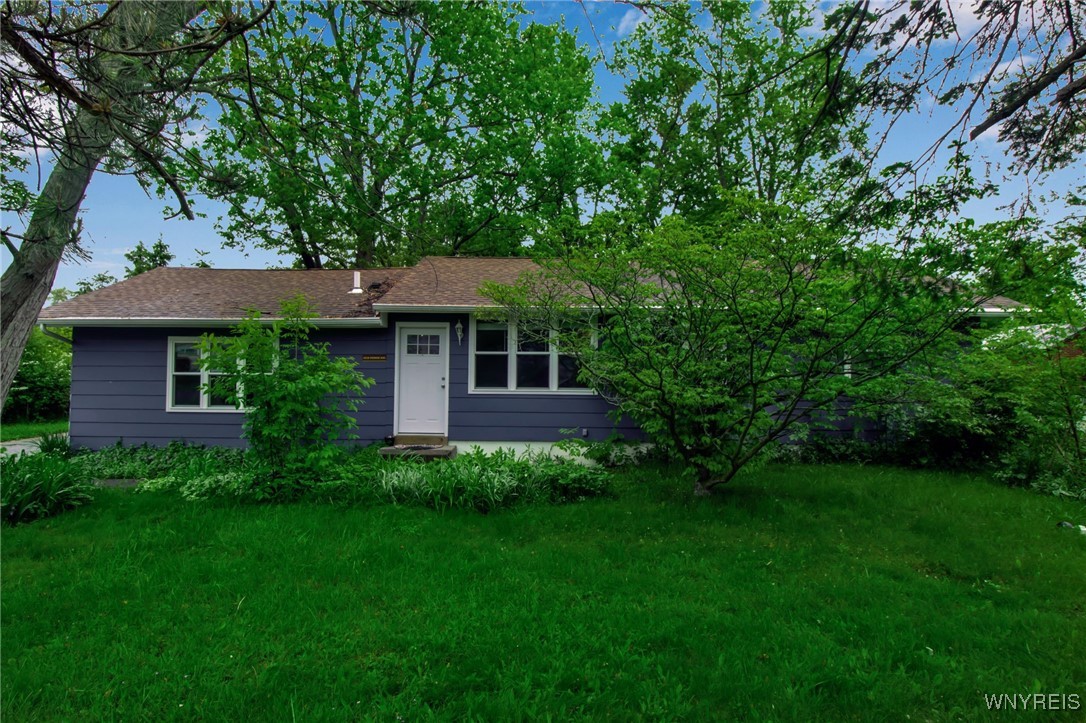 4018 Monroe Avenue, Hamburg, New York image 1